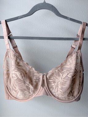 Bare Necessities Lace Underwire Bra in Blush